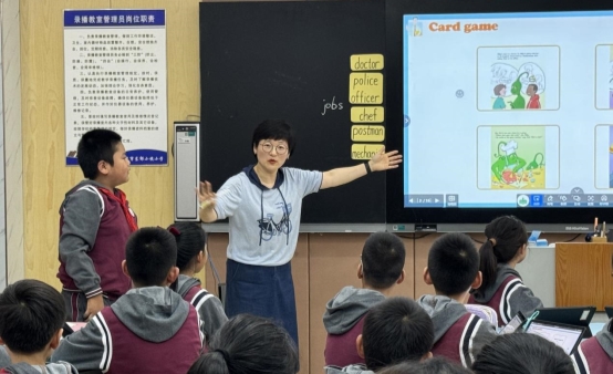 朱玲